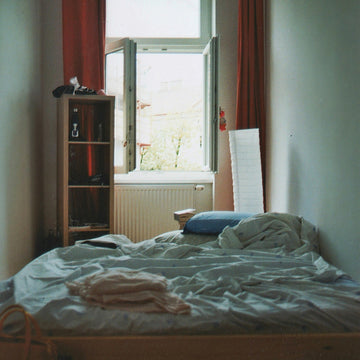 Why is My Dorm Room So Stuffy? Understanding and Fixing Poor Air Quality